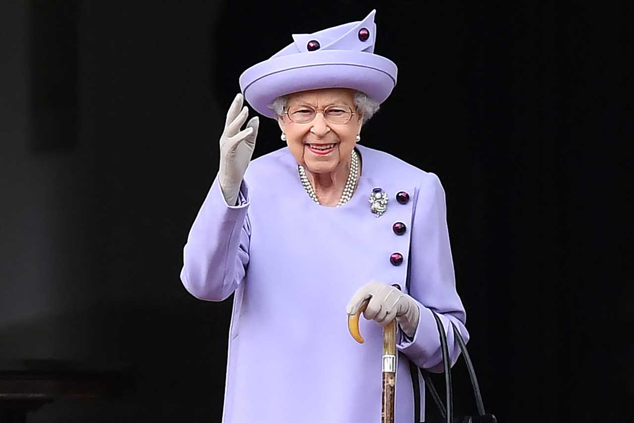 What is the order of service for the Queen’s committal at Windsor Castle?