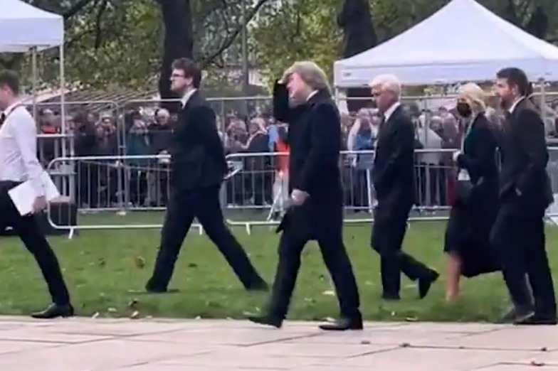 Sweet moment between Kate & Princess Charlotte at Queen’s funeral spoke volumes about her as mum, says parenting expert