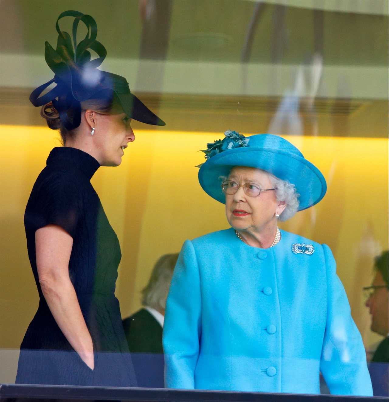 Sophie Wessex paid tribute to the Queen with heartbreaking subtle detail on her bespoke dress at the funeral