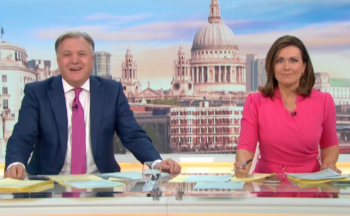 Lorraine Kelly forced to apologise after on-air blunder – as she blames it on having a ‘heavy weekend’