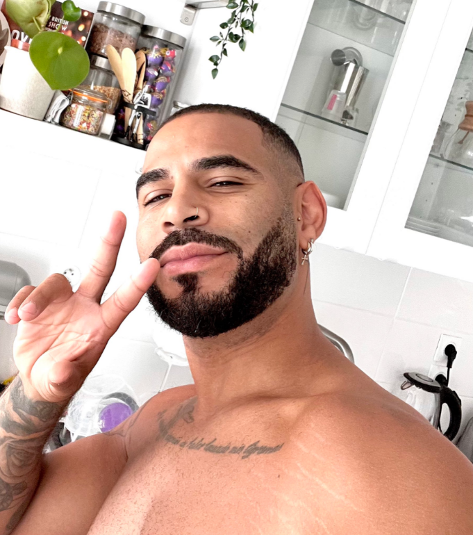 Bake Off’s Sandro drives fans wild as he strips topless – after sparking romance rumours with Rebs