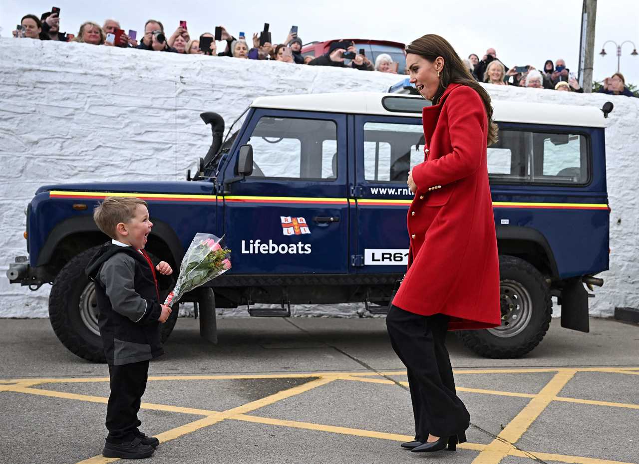 Kate and William have no plans for grand ceremony to be crowned Prince and Princess of Wales
