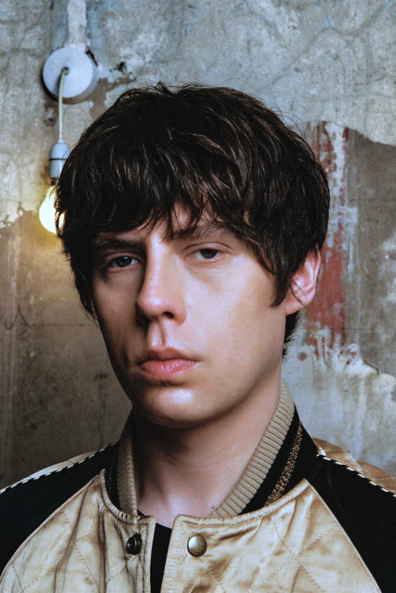 Jake Bugg on his musical career, writing positive music in lockdown and football sponsorship