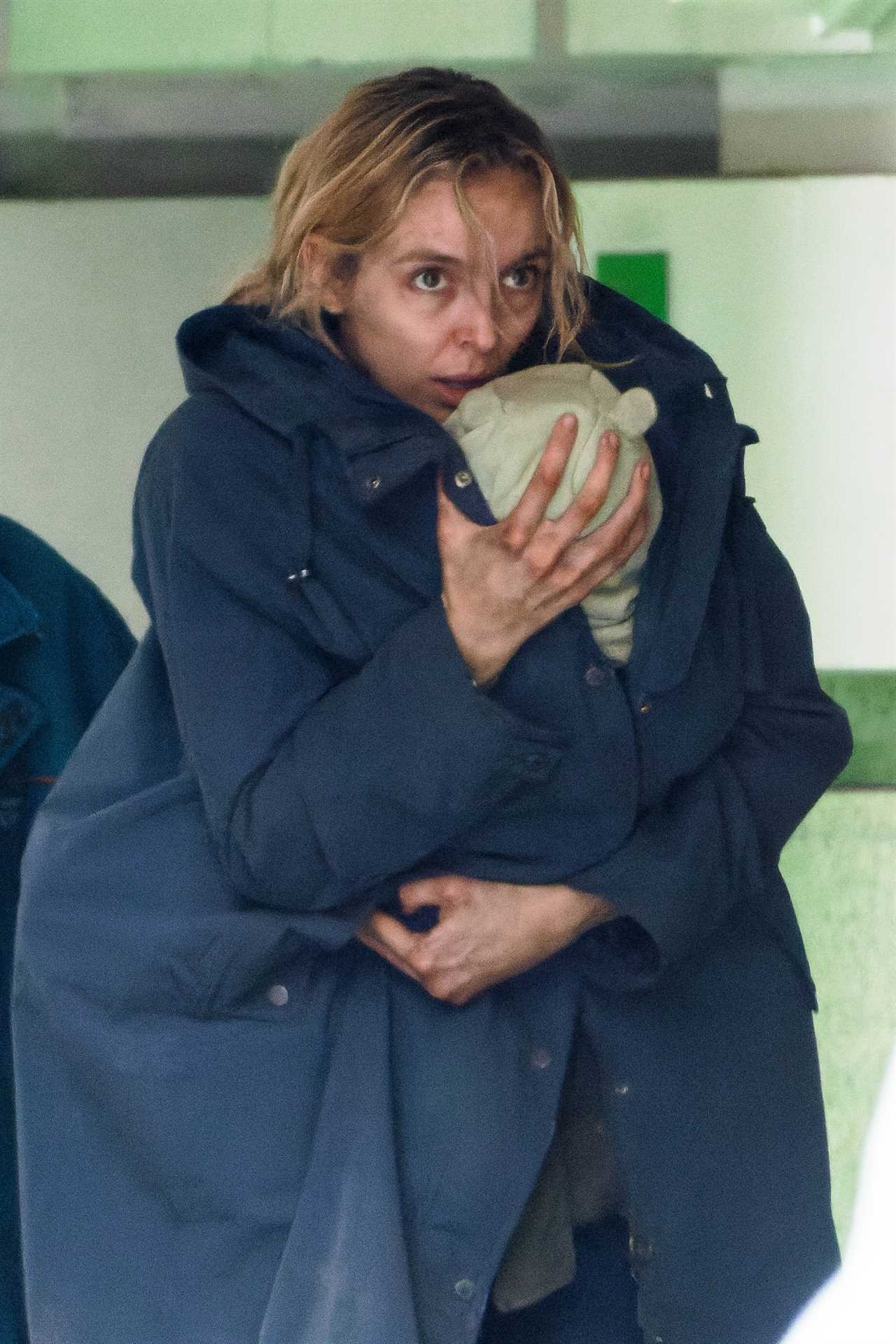 Killing Eve’s Jodie Comer films new disaster movie scenes on London rooftop