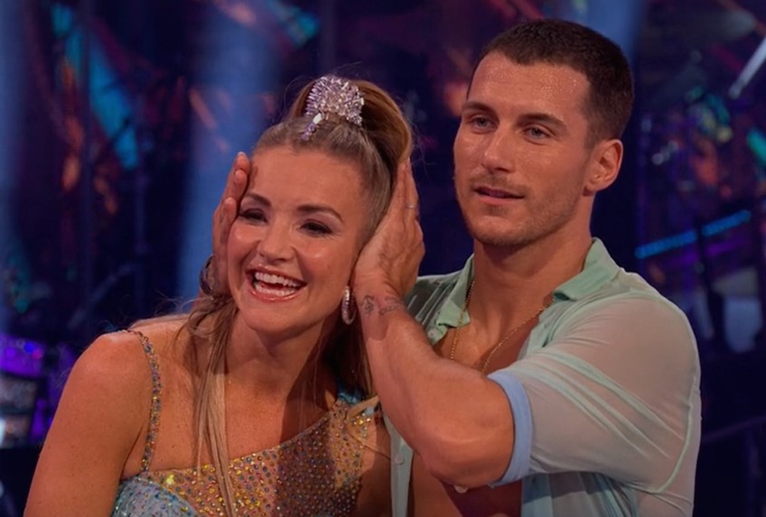 I’m a body language expert – I spotted war between the Strictly judges and one couple have a secret fiery relationship
