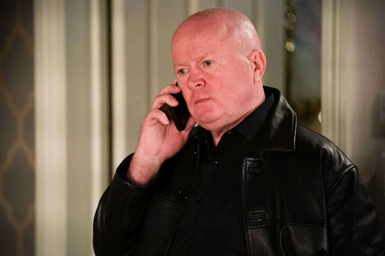 EastEnders viewers convinced Grant Mitchell will make explosive return as Phil drafts in backup