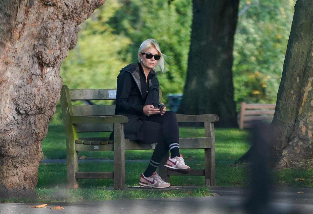 Holly Willoughby takes a walk in the park amid rumours of ‘tension’ between her and Phillip Schofield on This Morning