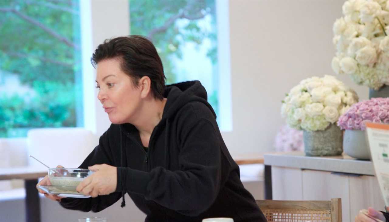 Kardashian fans mock Kim after they spot her eating ‘disgusting’ breakfast with mom Kris Jenner in new video