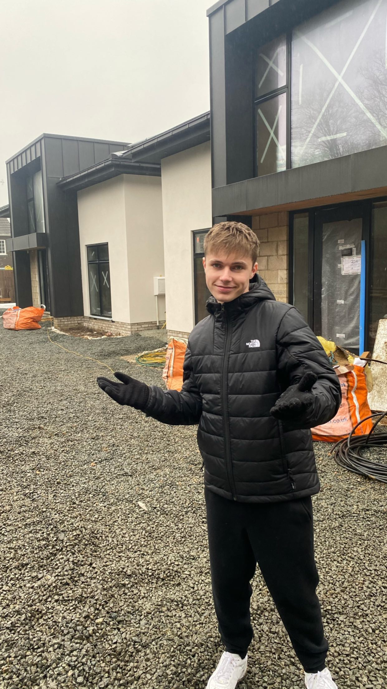 Inside Strictly star HRVY’s incredible home he designed on Minecraft