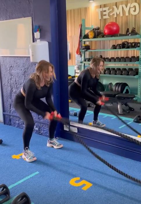 Carol Vorderman shows off her incredible figure as she gives fans a look at her fitness routine