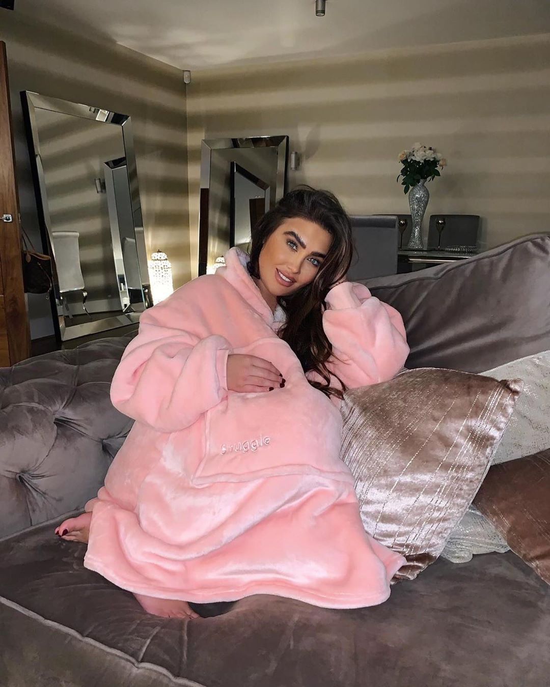 Inside Lauren Goodger’s £624k home as she rents it out for £2,300 a month after split with ex