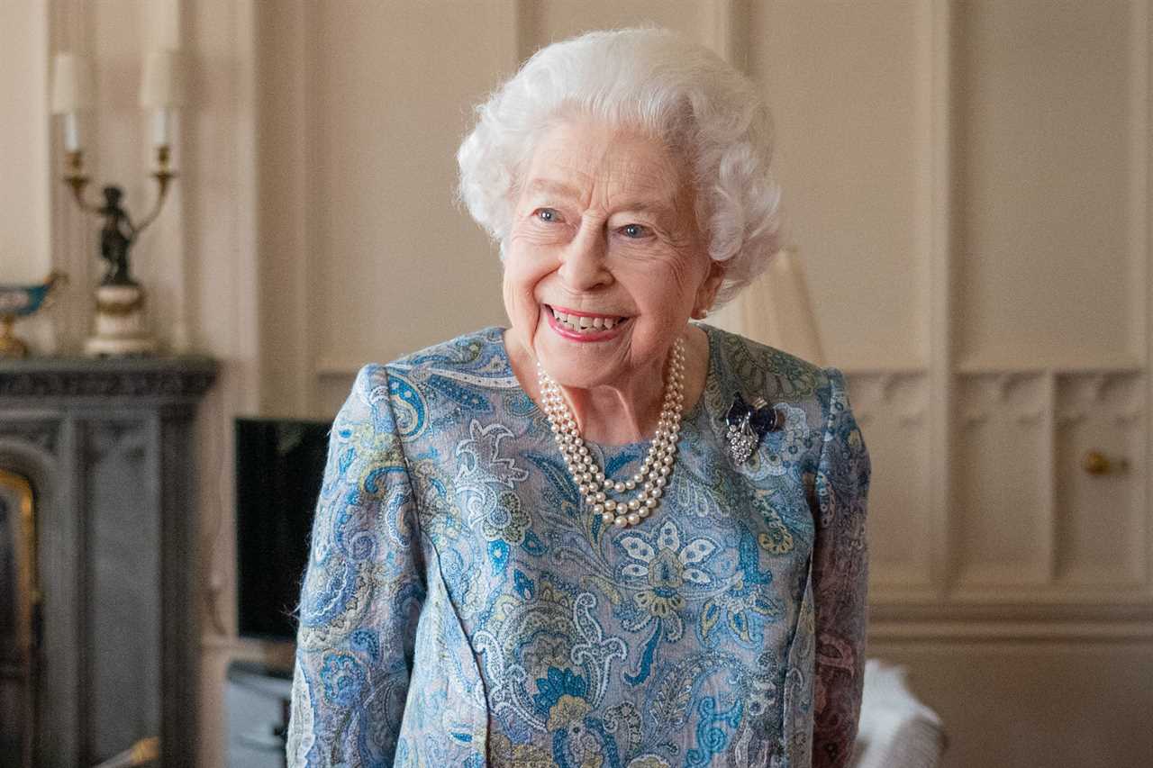 The Crown ‘would have destroyed’ the Queen with its ‘vicious’ plot – Harry must pull out of his Netflix deal, pal says