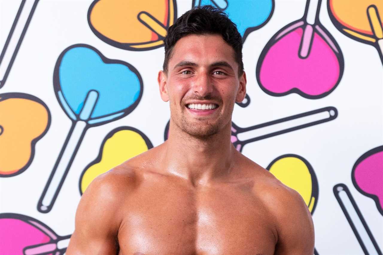 Love Island winners Ekin-Su and Davide become multimillionaires after landing new big money deal