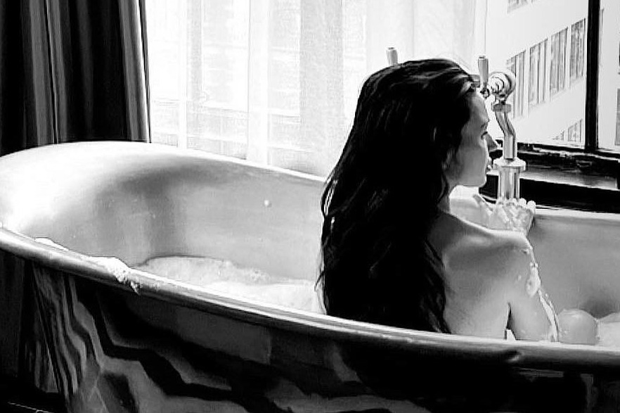 Michelle Keegan looks flawless in glam new snap after wowing fans with naked bath pic