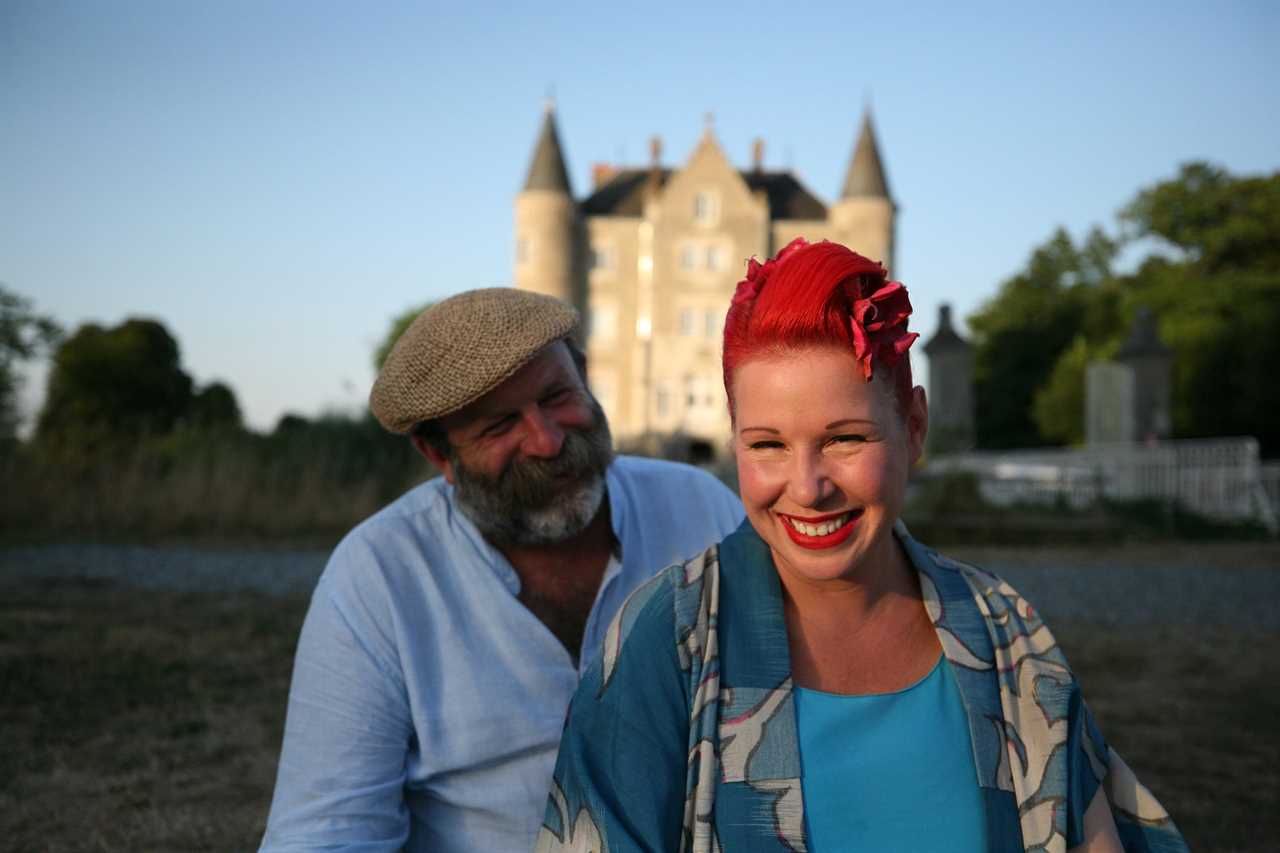 Do Dick and Angel Strawbridge get paid for Escape To The Chateau?