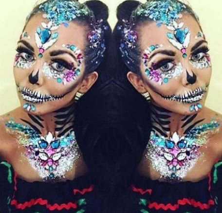 Gogglebox star looks unrecognisable dressed as a skeleton for Halloween – can you guess who?