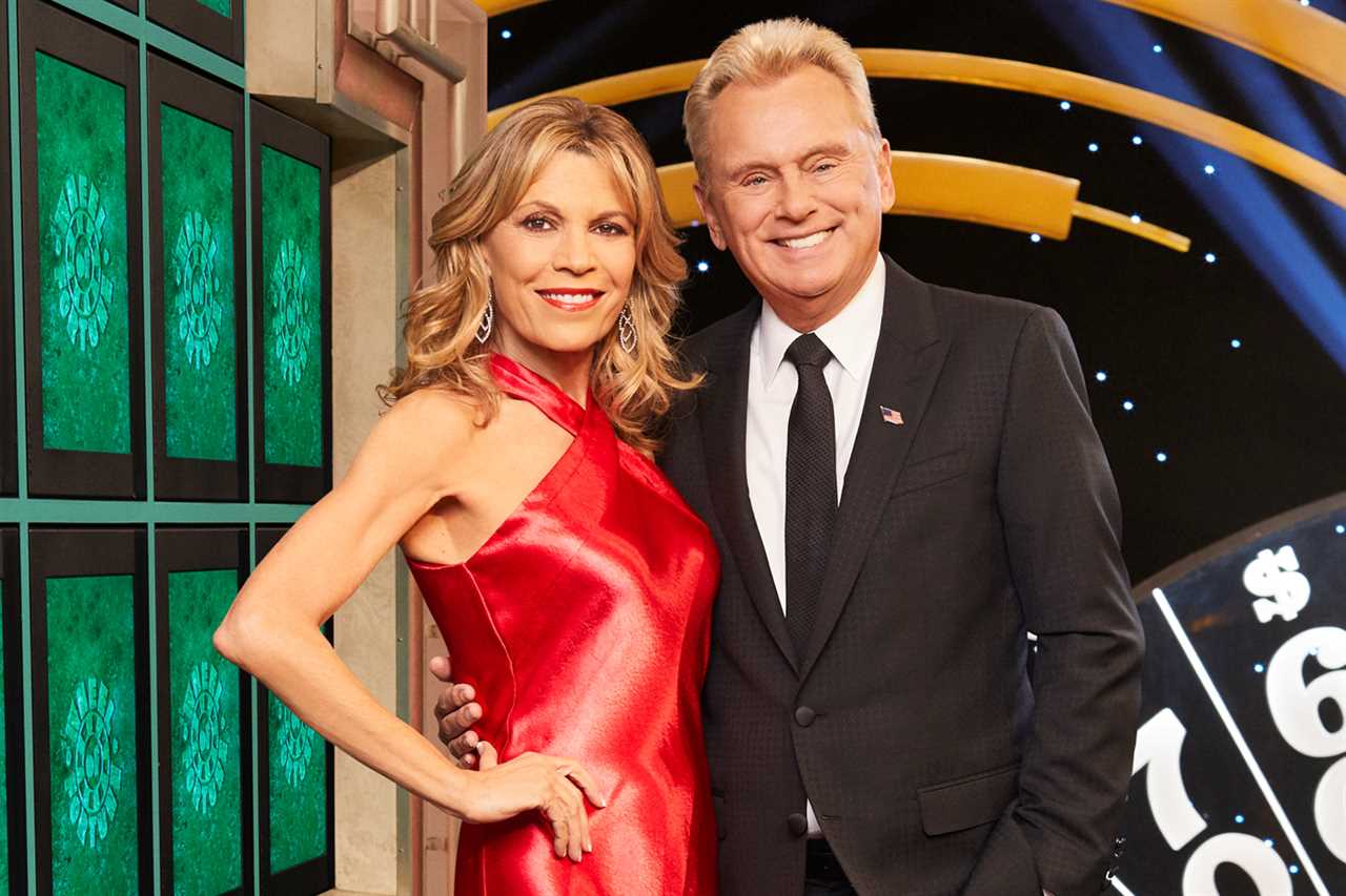 Who is on Celebrity Wheel of Fortune tonight?