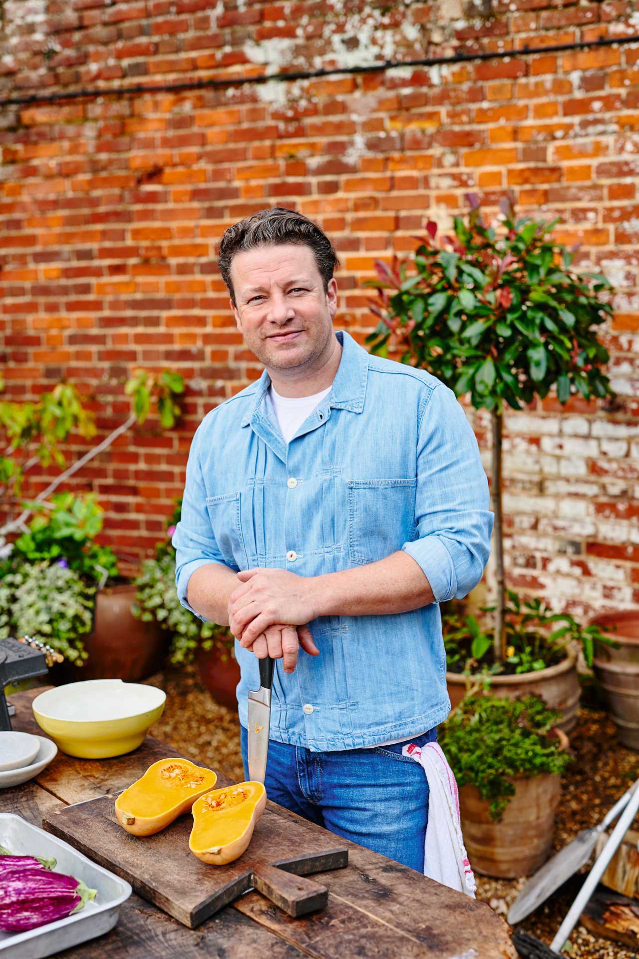 Jamie Oliver’s £1 Wonders viewers rip into show’s ‘tone deaf’ money-saving tips