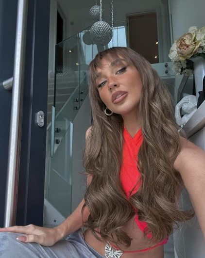 Megan McKenna looks almost unrecognisable as she reveals brunette hair transformation in stunning new snaps