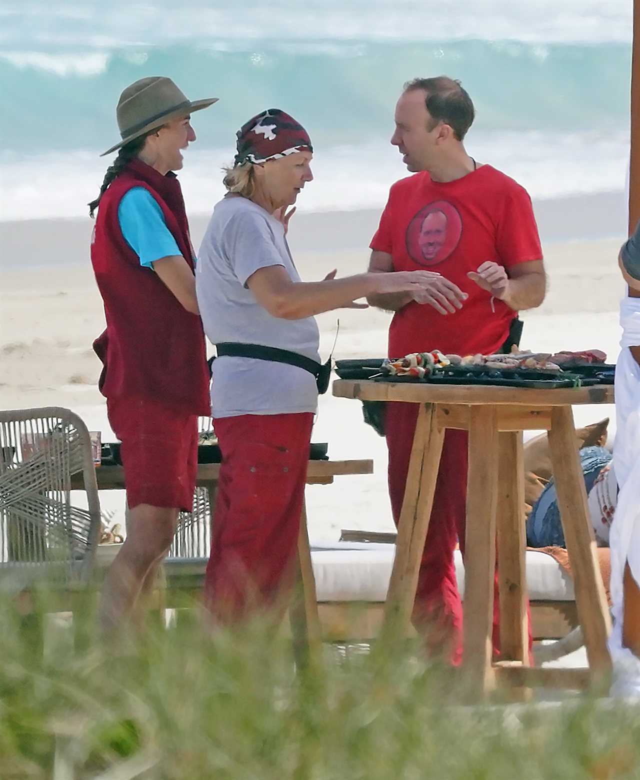 I’m A Celeb’s Matt Hancock, Jill Scott and Sue Cleaver enjoy surf and turf BBQ on the beach after winning task