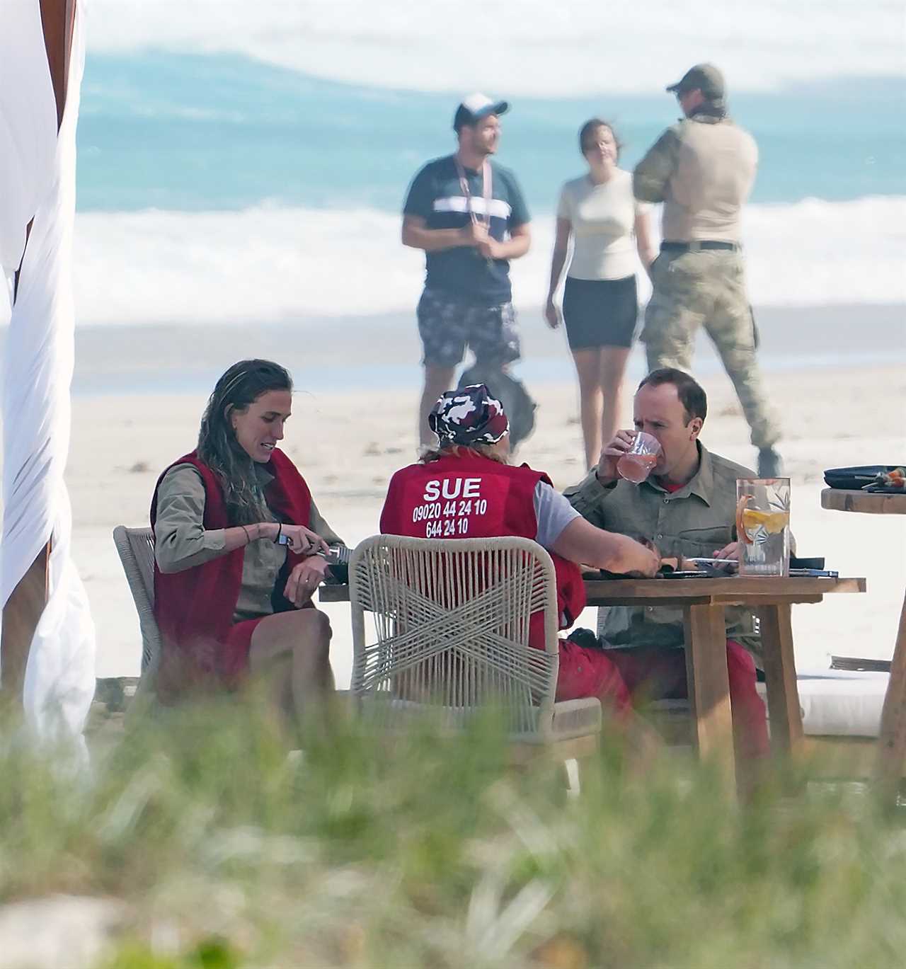 I’m A Celeb’s Matt Hancock, Jill Scott and Sue Cleaver enjoy surf and turf BBQ on the beach after winning task