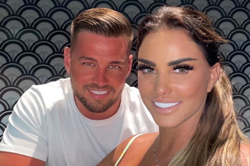 Katie Price brushes off Carl Woods split as she poses for selfie with son Harvey