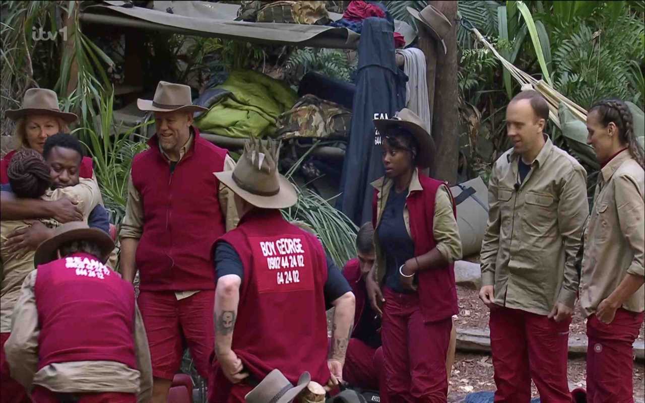 I’m A Celeb fans voice concerns for Mike Tindall after spotting ‘golf ball lump’ on his back