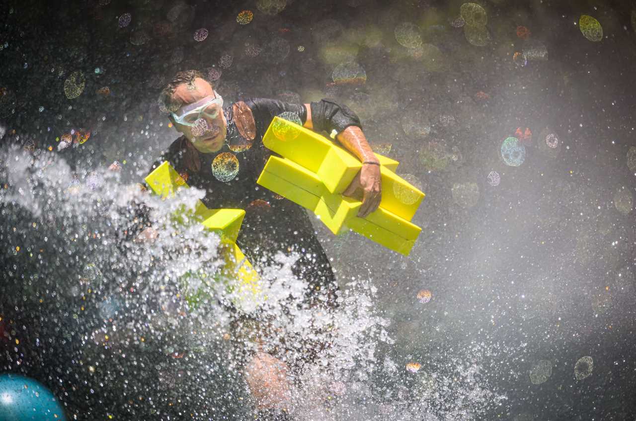 I’m A Celeb fans convinced Mike Tindall deliberately crushed Matt Hancock in brutal cyclone