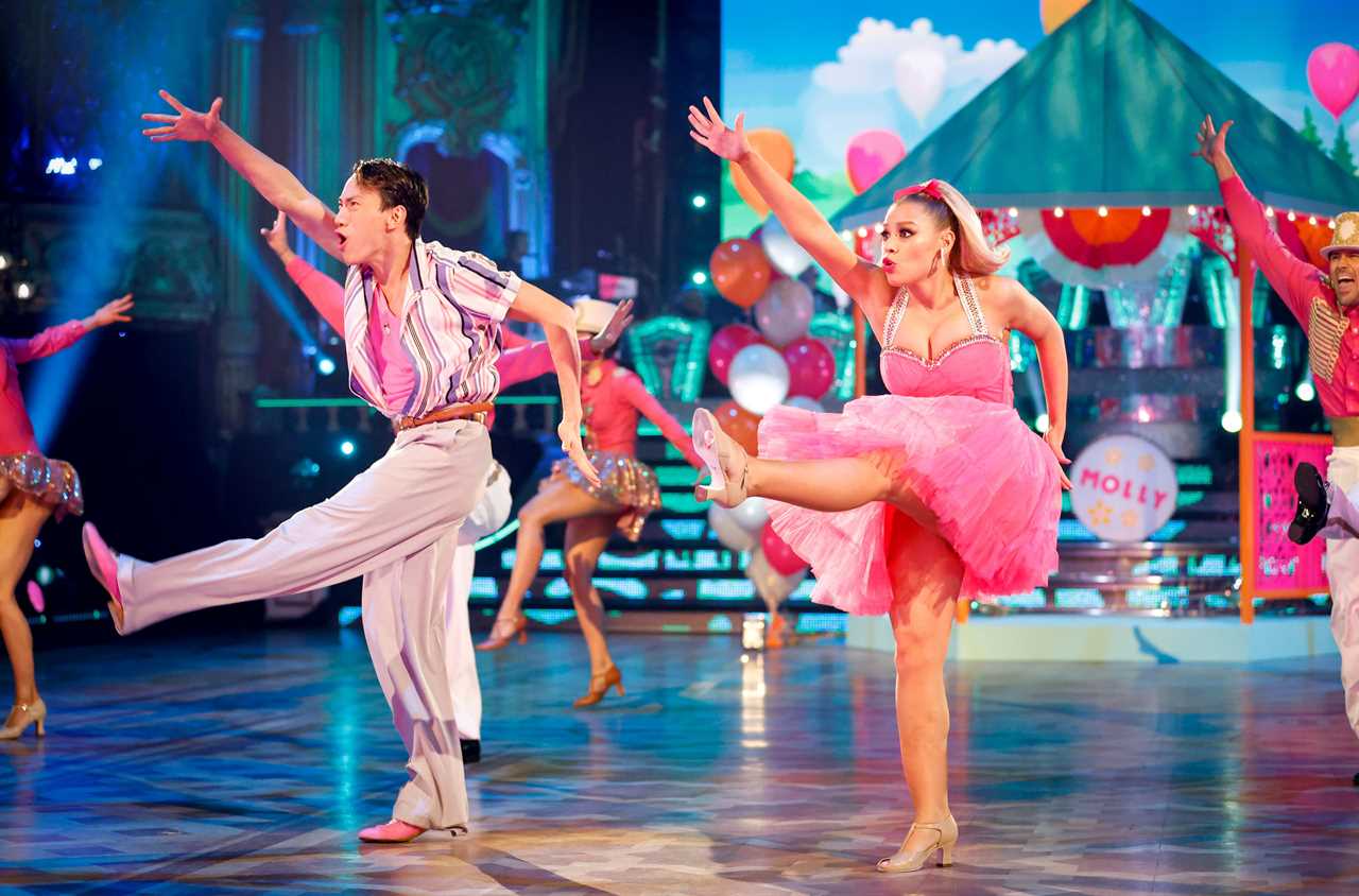 Strictly star dealt major blow ahead of tonight’s show