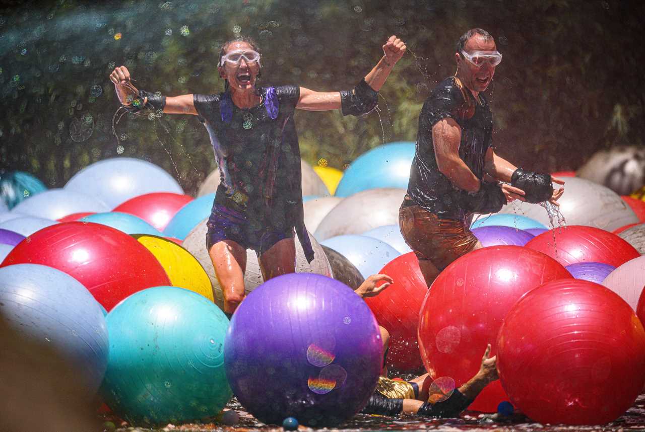 I’m A Celeb’s Mike Tindall slides his way through I’m A Celebrity Cyclone and gets a star