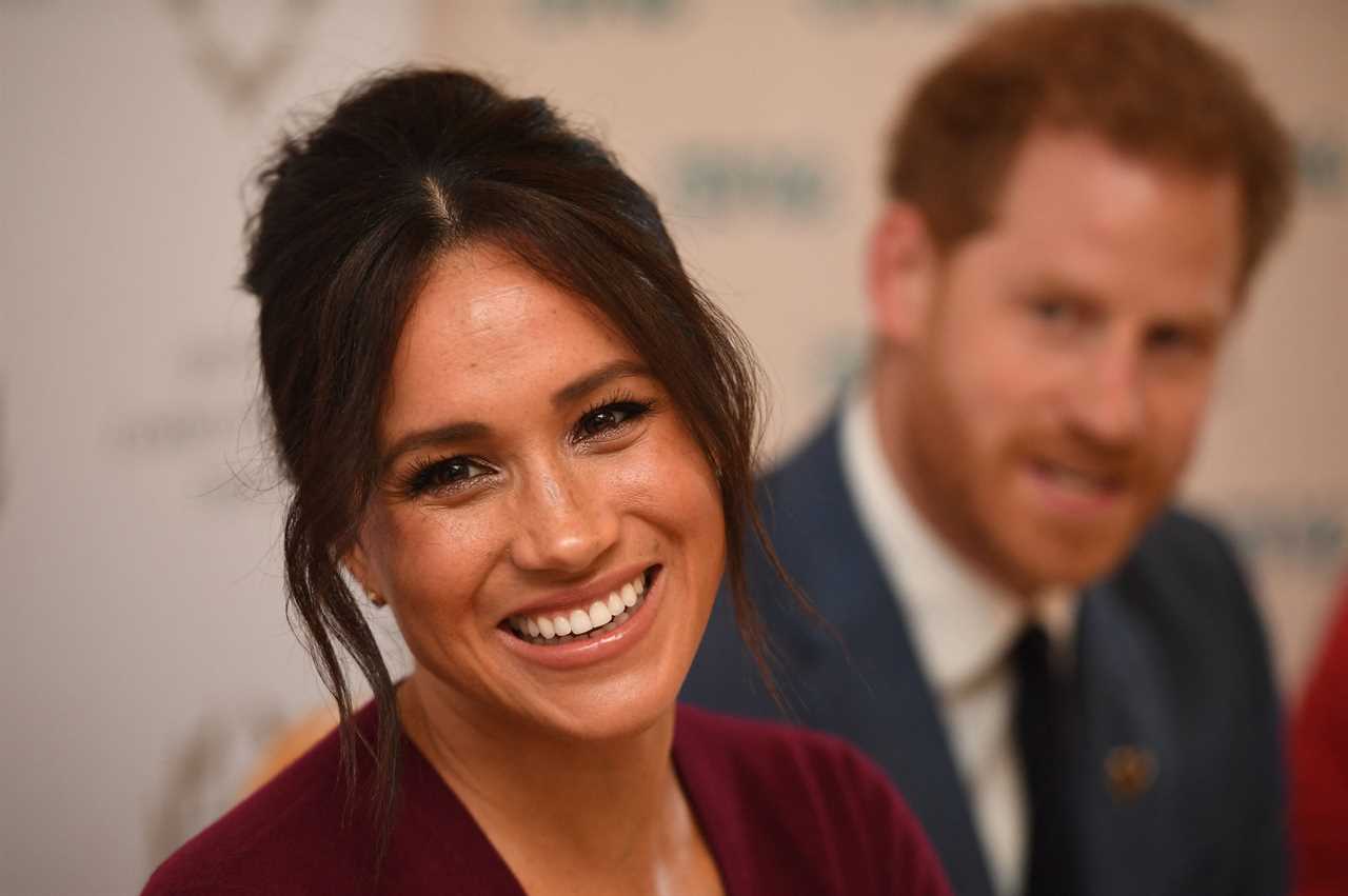 Masked Meghan Markle, 41, spotted preparing pumpkin pie lunch at homeless shelter