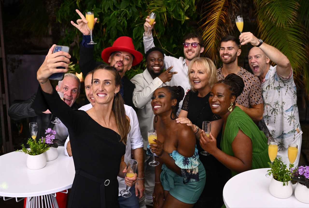 Jill Scott fuels I’m A Celeb cast feud rumours with snap of ‘family’ on show – but some campmates are missing