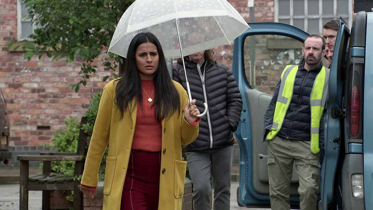 Coronation Street spoilers: Alya Nazir in danger as racist Griff threatens her