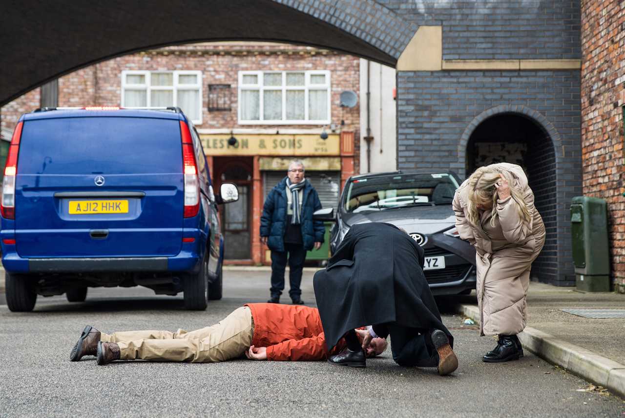 Horrifying hit and run leaves one character fighting for their life in Coronation Street this Christmas