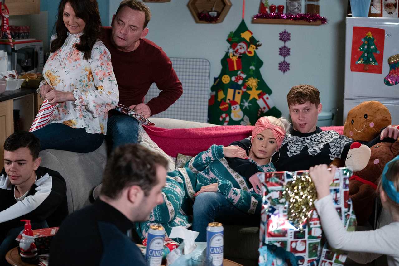 EastEnders Christmas engagement surprise to rock Walford