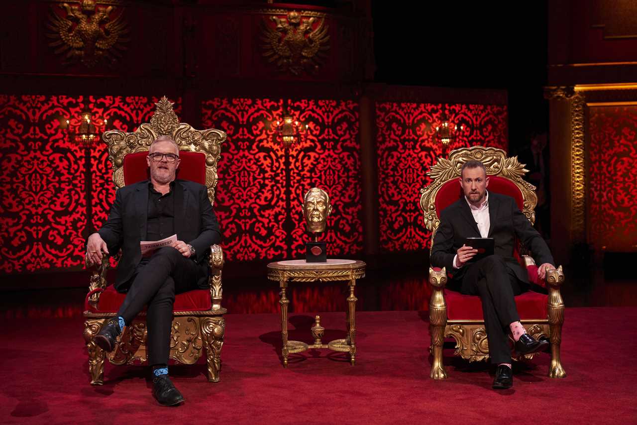 Who is in the cast of Taskmaster New Year Treat?