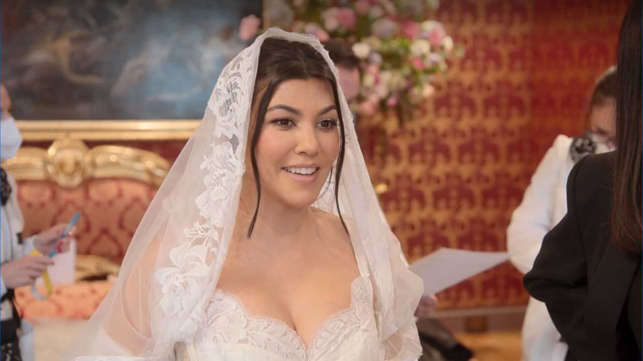 Khloe Kardashian shades sister Kourtney’s Dolce & Gabbana wedding dress then slams her style in scathing new interview