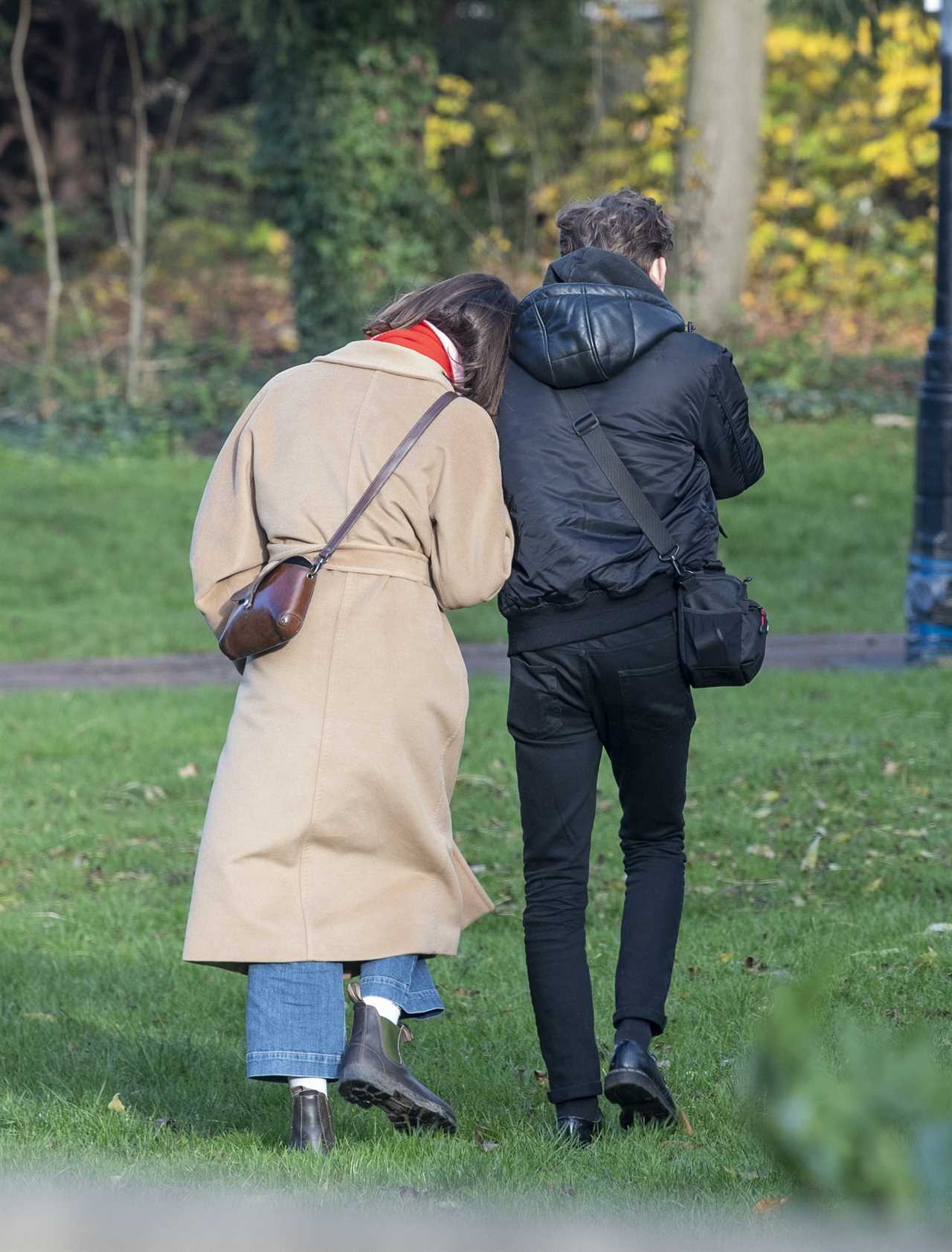 Normal People’s Daisy Edgar-Jones enjoys London stroll with co-star Fionn O’Shea