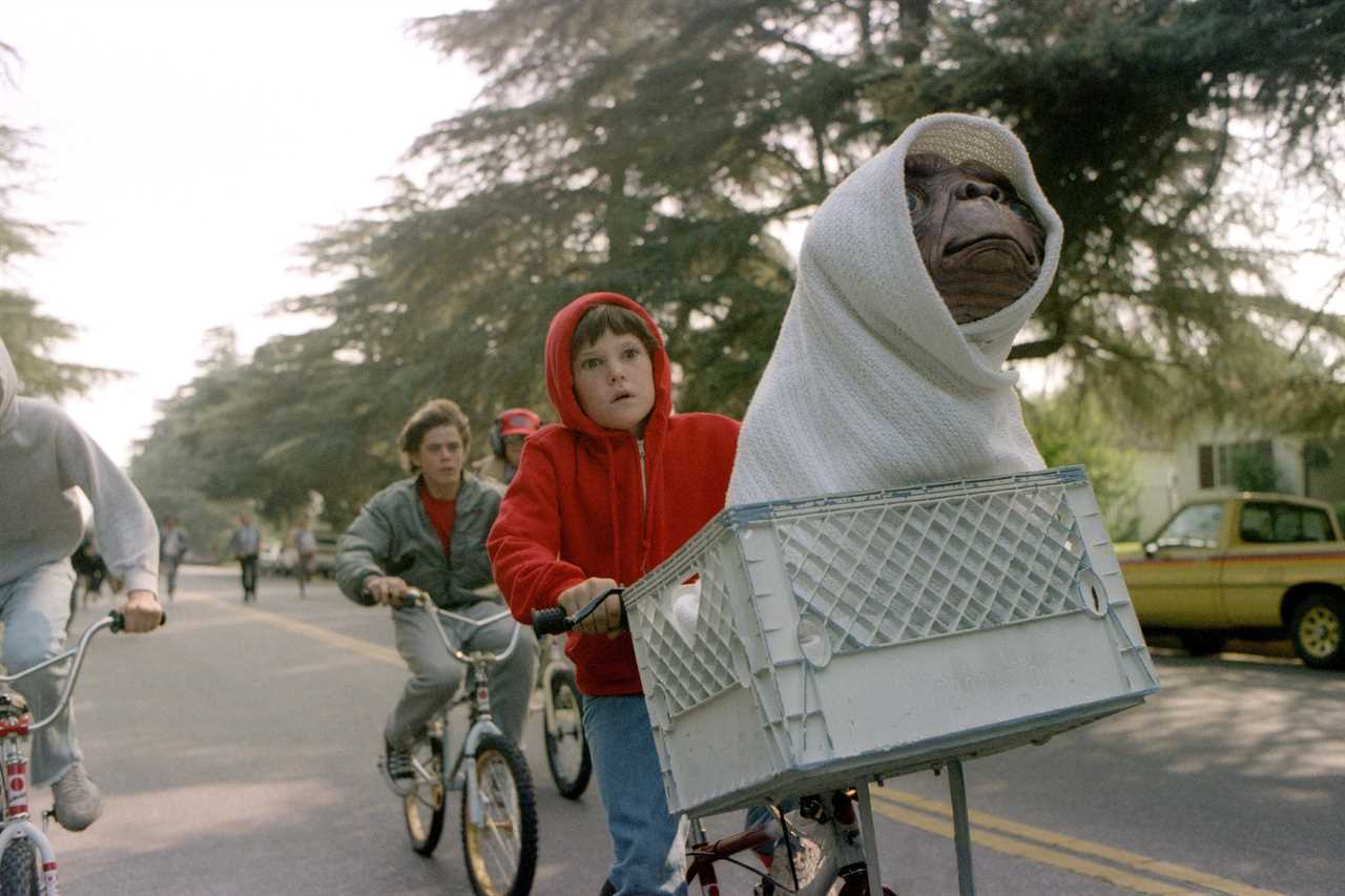 Animatronic model alien used in blockbuster E.T. sells for eye-watering sum at auction