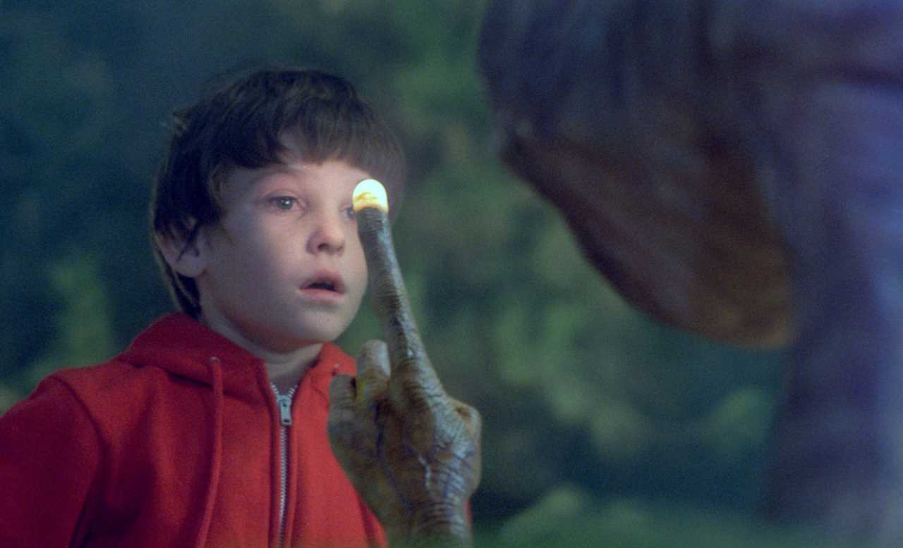 Animatronic model alien used in blockbuster E.T. sells for eye-watering sum at auction