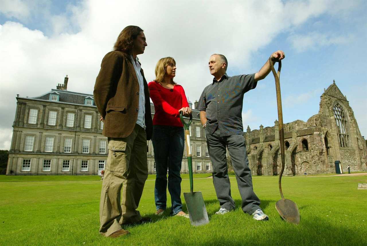 Time Team makes epic return to screens with original host Tony Robinson – but with a major twist