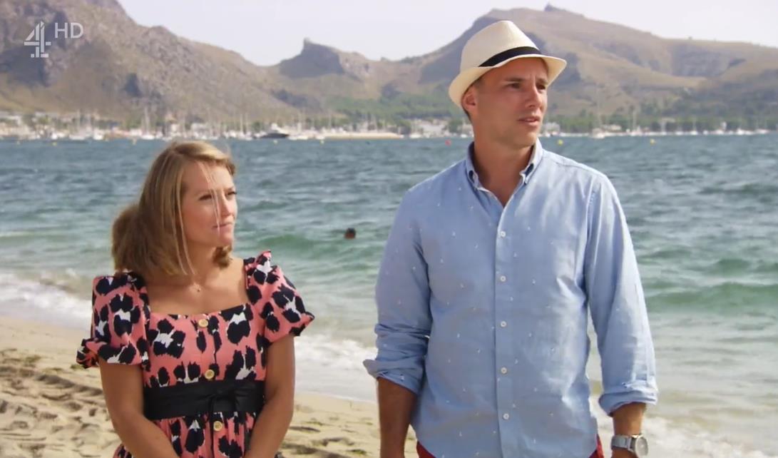 A Place in the Sun fans rip into ‘pretentious, time-wasting’ house hunters after string of ‘red flags’