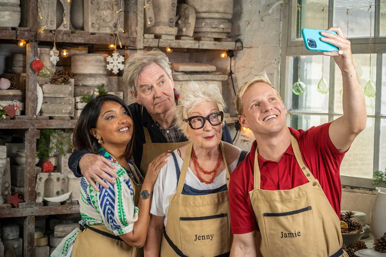 The Festive Pottery Throw Down 2022: Full cast of