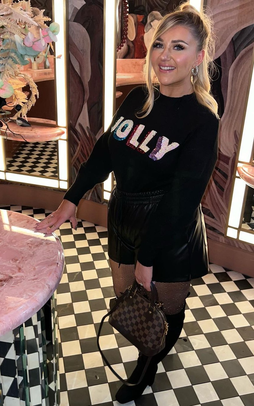 Gogglebox star Izzi Warner looks very different on glam night out in leather shorts