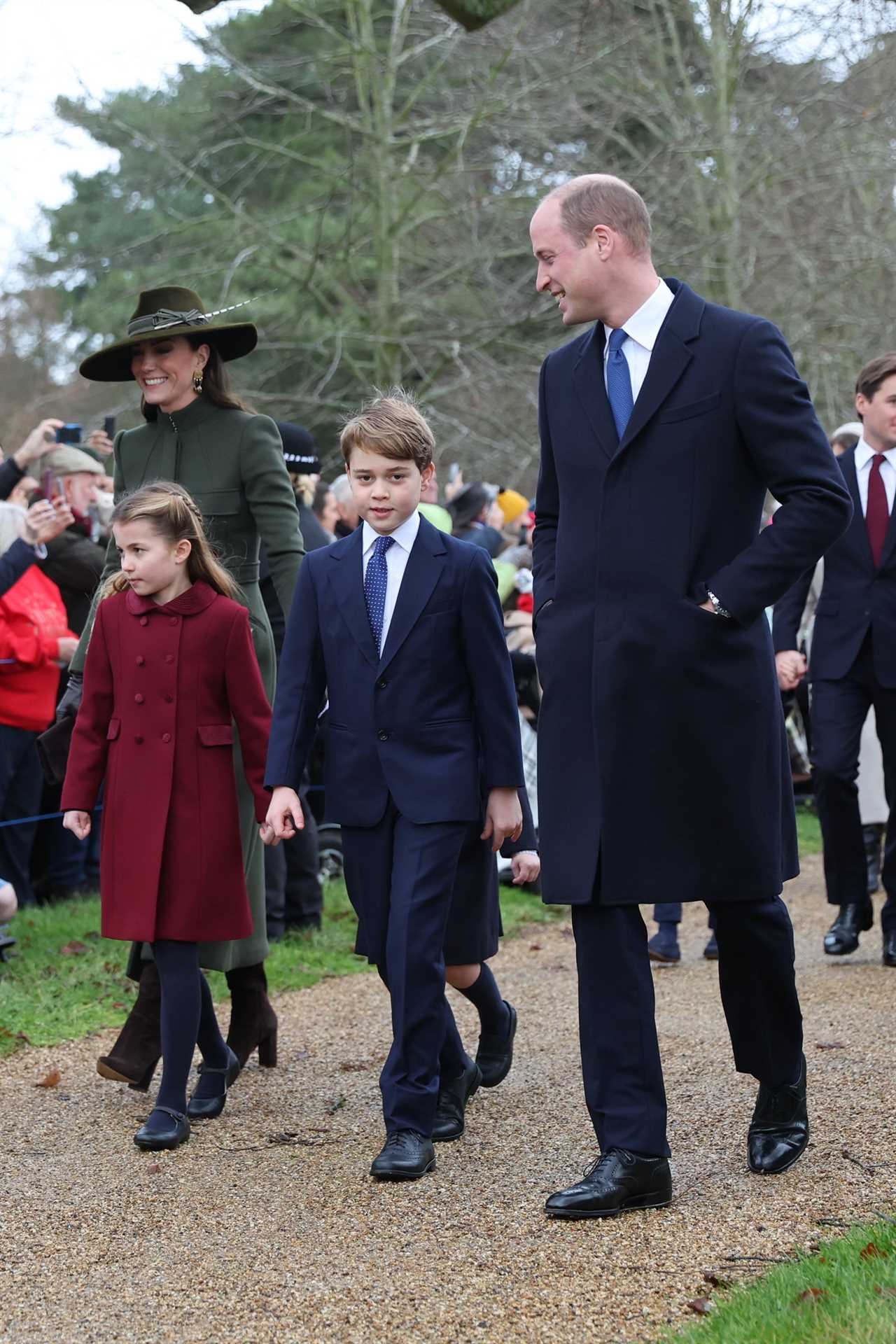 I’m a body language expert, Prince George’s subtle reassurance of Prince Louis shows strength of brotherly bond