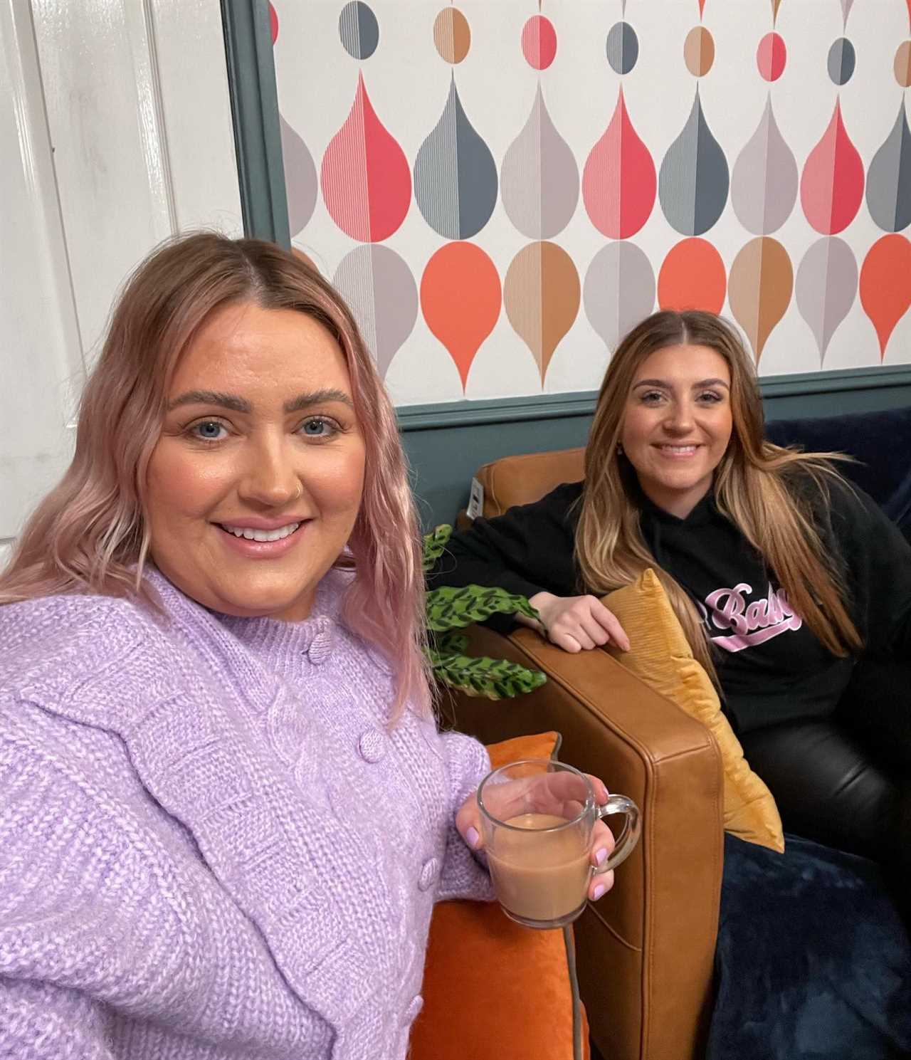 Gogglebox star Izzi Warner transforms into glam mum for Christmas snap with her kids