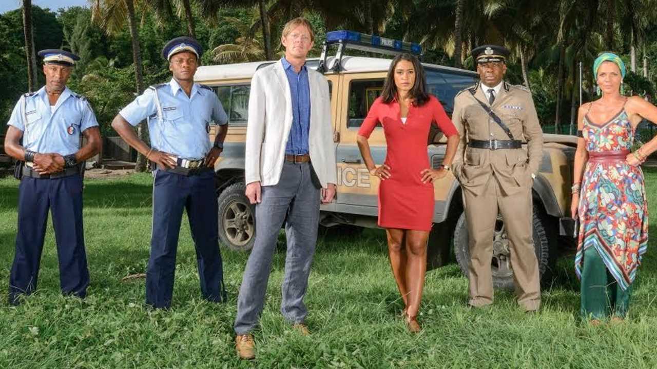 Beyond Paradise boss reveals all the major changes to Death in Paradise spin-off as Kris Marshall reprises role