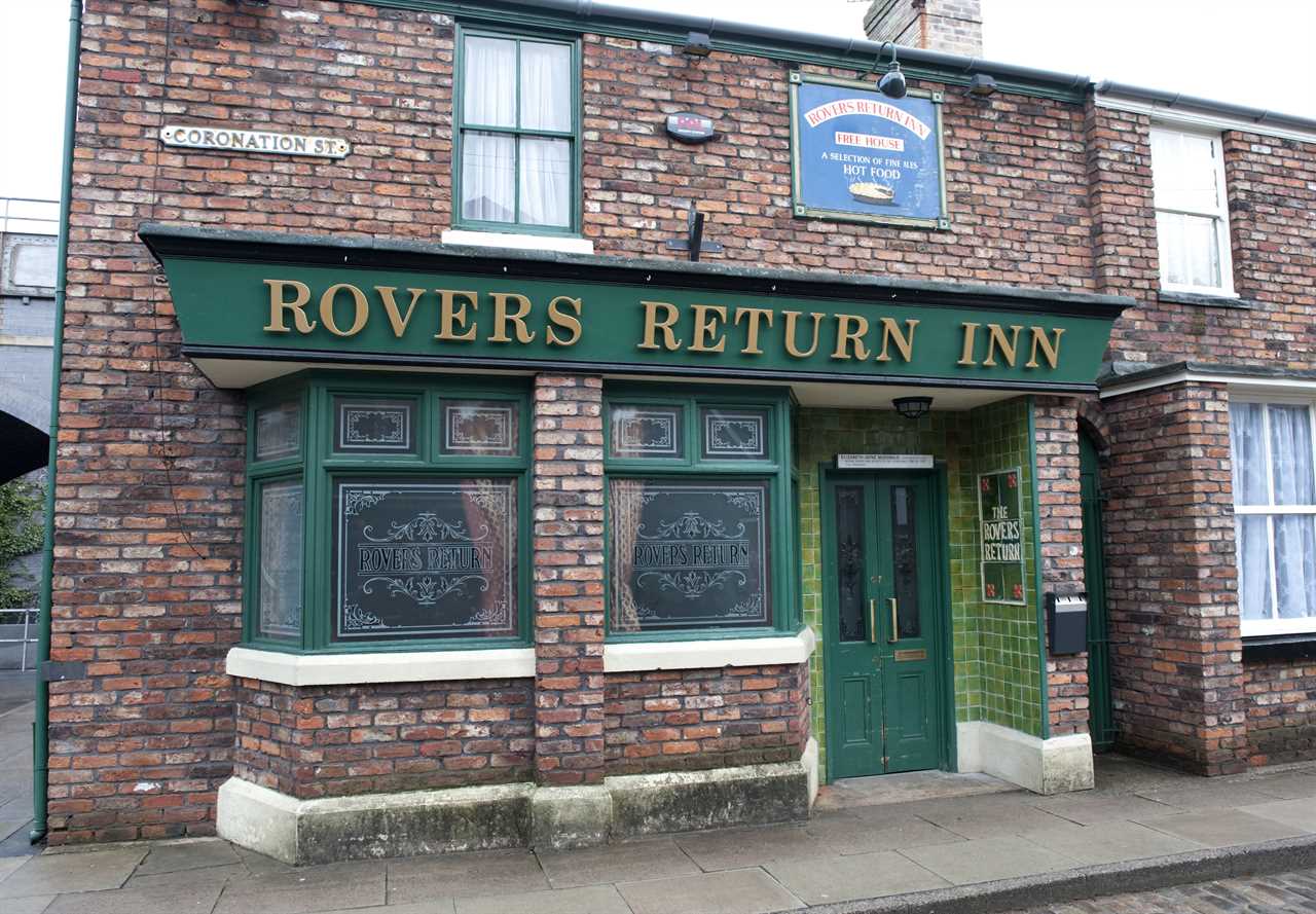 Coronation Street producer teases shock affair that will explode in June