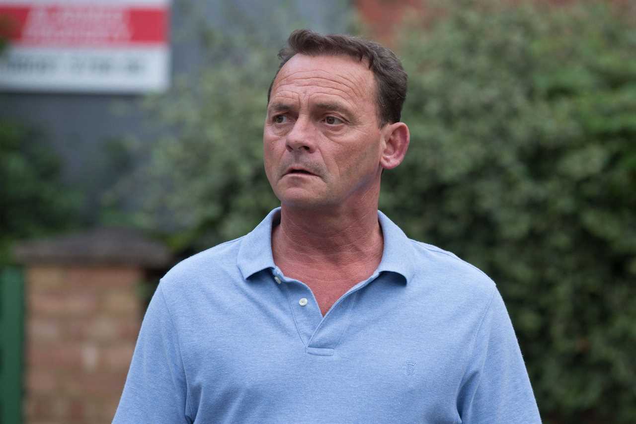 EastEnders’ Billy Mitchell exposed as a child abuser in horrifying forgotten storyline