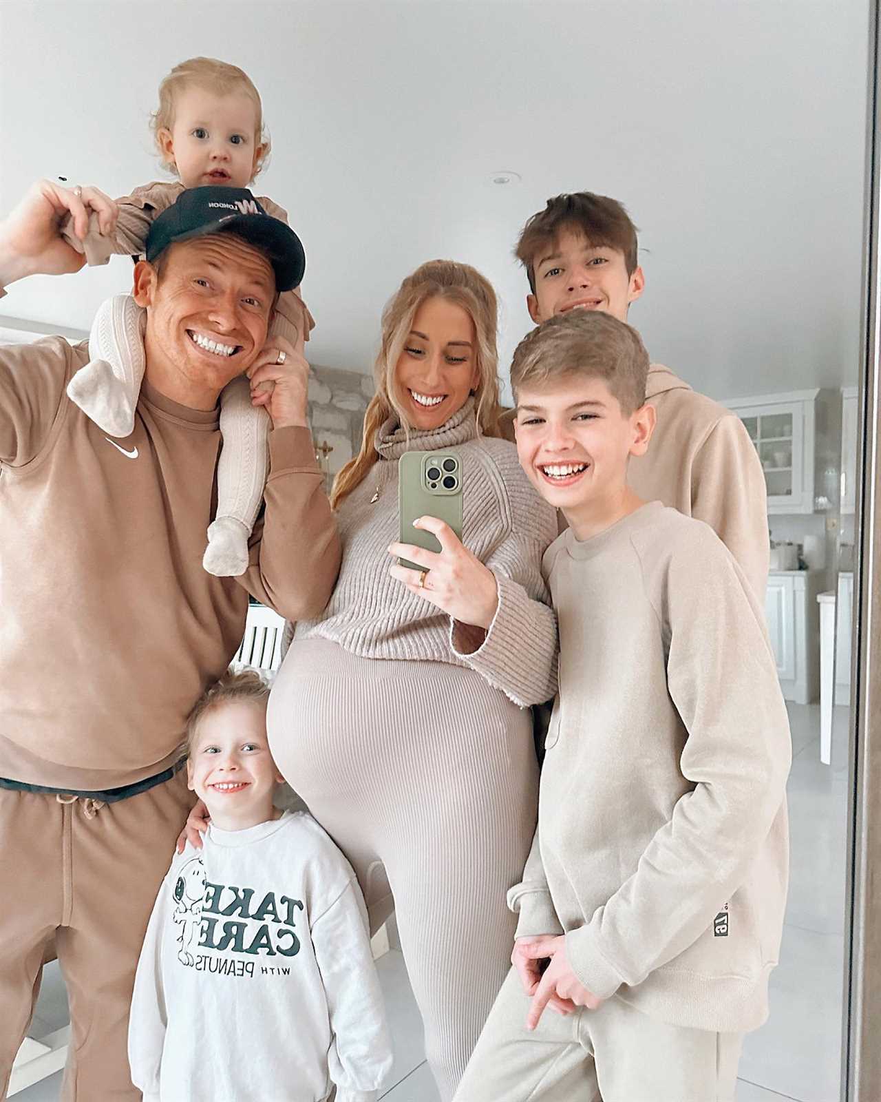 Stacey Solomon mum-shamed after she shares family photo as fans all  have the same complaint